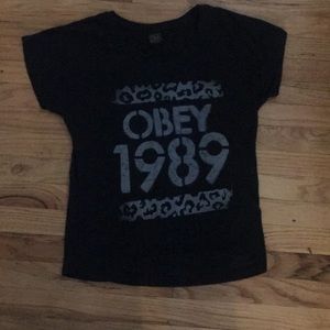 Obey t